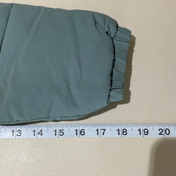 Obey Women’s  Puffer Jacket Dolls Kill Leaf Dion XS Winter Jacket Cabincore - Picture 8 of 15